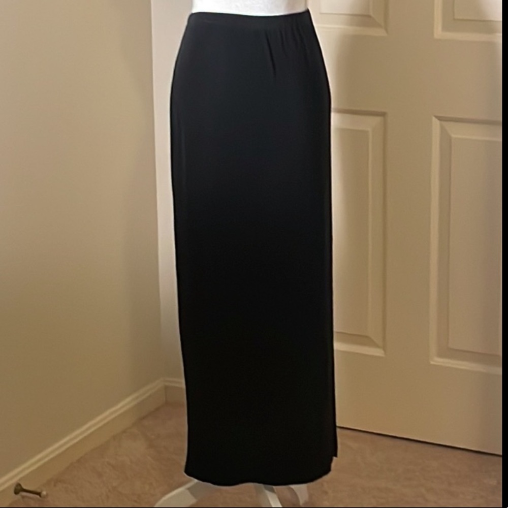 Chico’s Travelers Long Skirt Size 0
